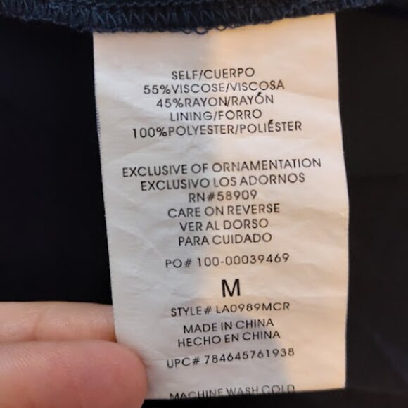 GIBSON + LATIMER Off The Shoulder Eyelet Lace Flutter Sleeve Navy Blouse M - Picture 14 of 14